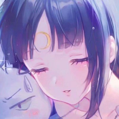 一广场3只狗雕塑被质疑低俗